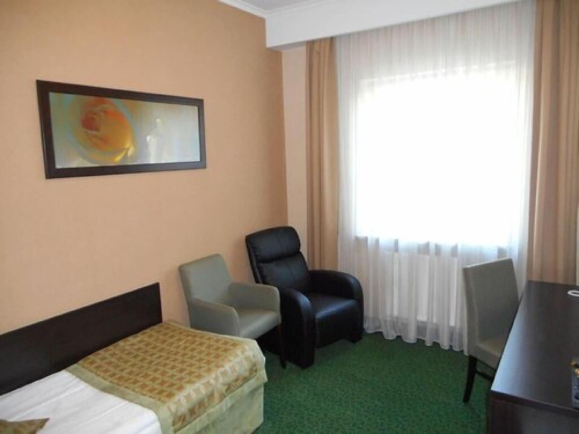 Topaz Centrum Hotel 3*