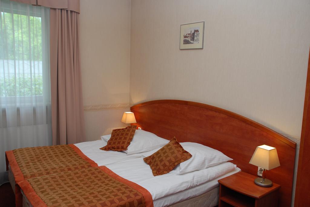 Topaz Centrum 3*