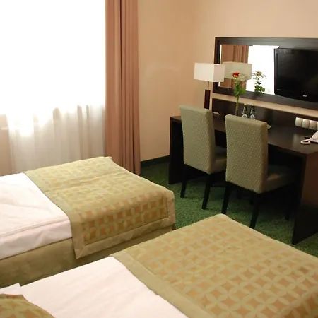 Hotel Topaz Poznan Centrum Екстер'єр фото